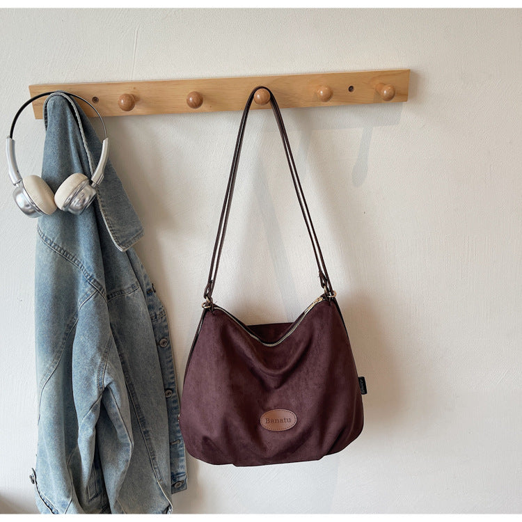 Versatile High-end Underarm Bag Perfect For Commuting