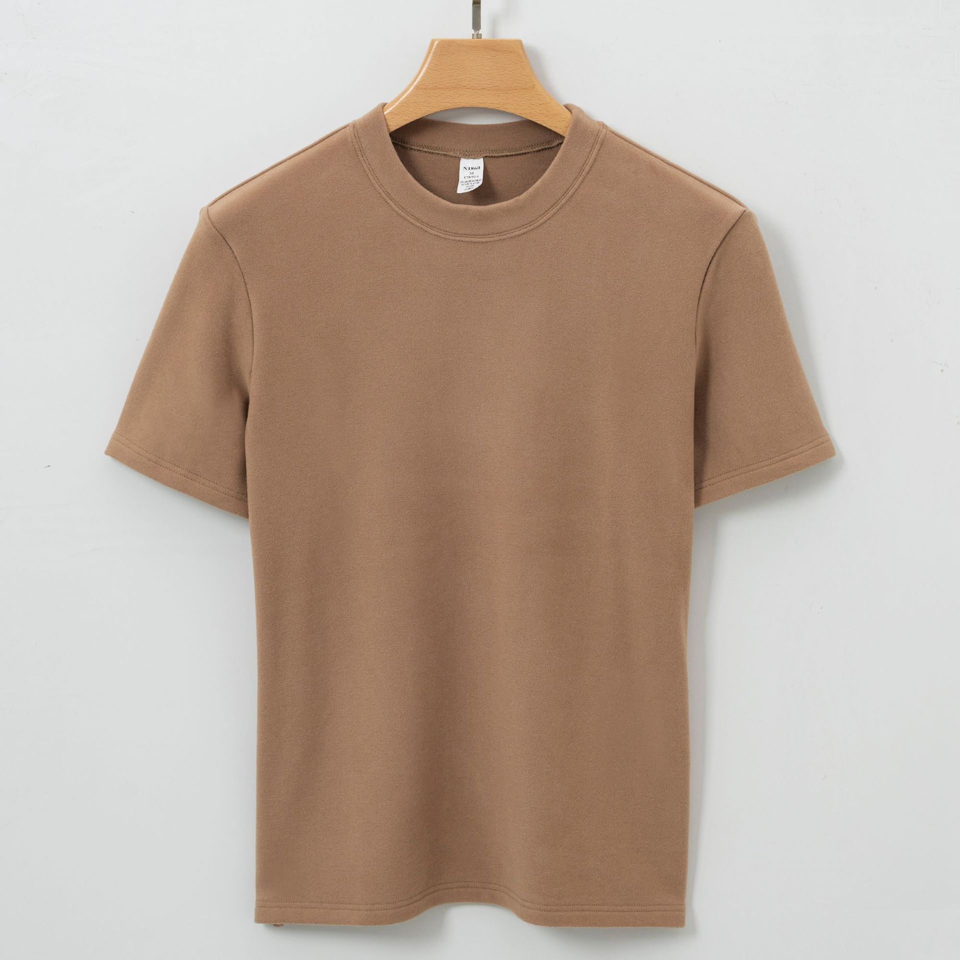 Men's Short T-shirt With A Crew Neck Made From Long-pile Fabric For Warmth