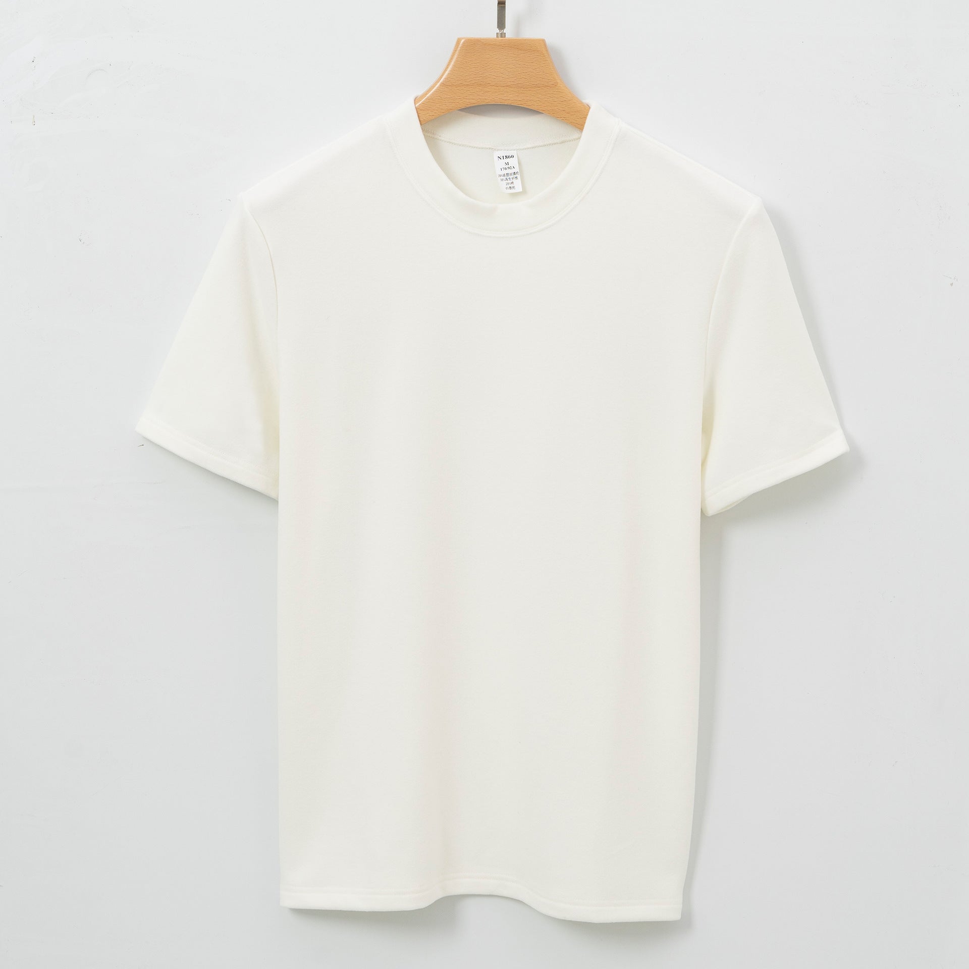 Men's Short T-shirt With A Crew Neck Made From Long-pile Fabric For Warmth