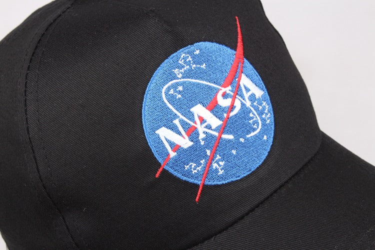 Trendy Solid-color Letter-embroidered Hat