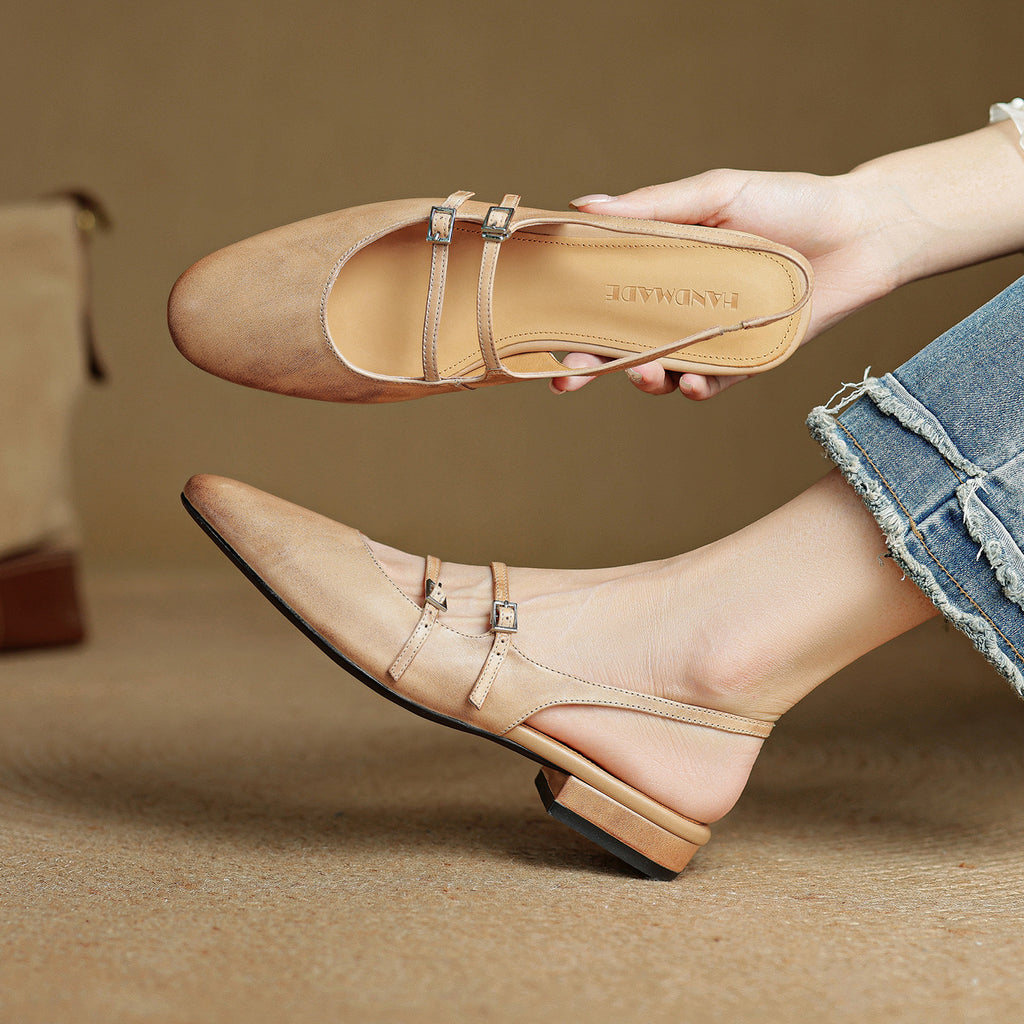 New Womens Flat Sandals With A Soft Sole And A Single Strap