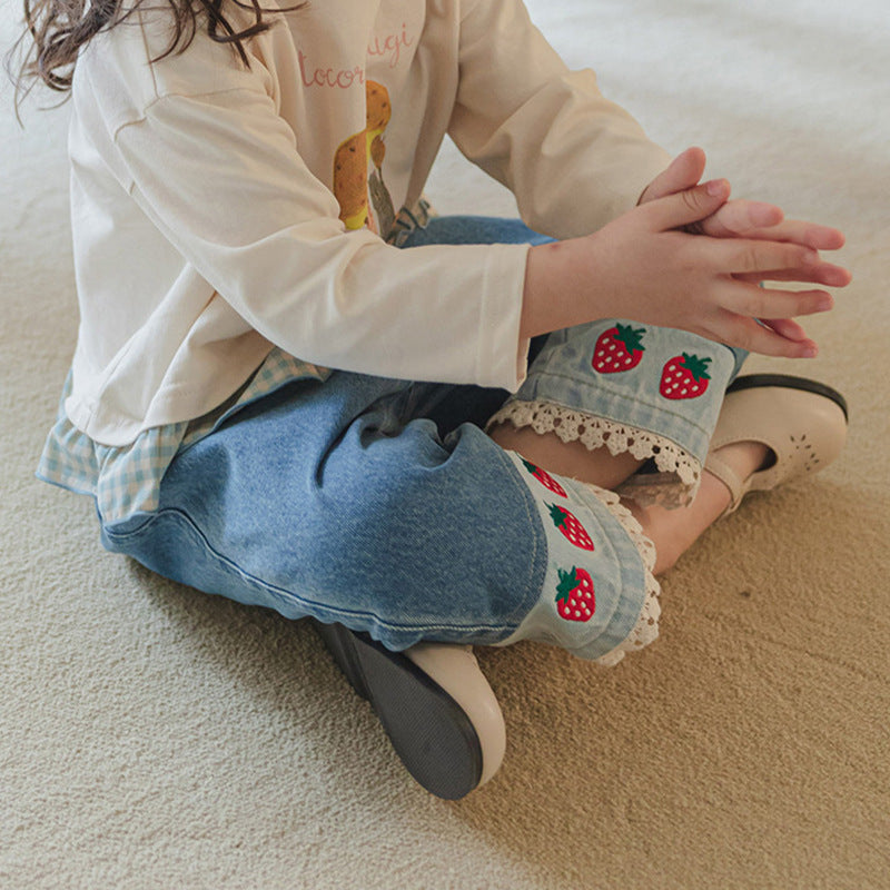 Sweet Lace Patchwork Embroidered Strawberry Casual Jeans