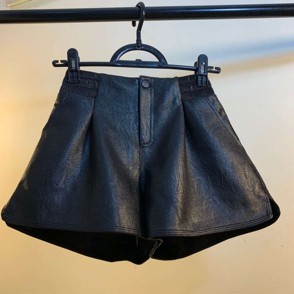 Women's Loose-fit High-waisted Leather Pants