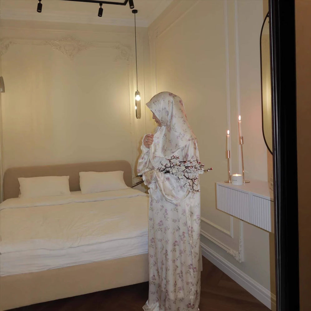 Stylish And Flowing Printed Skirt For Muslim Women In The Middle East