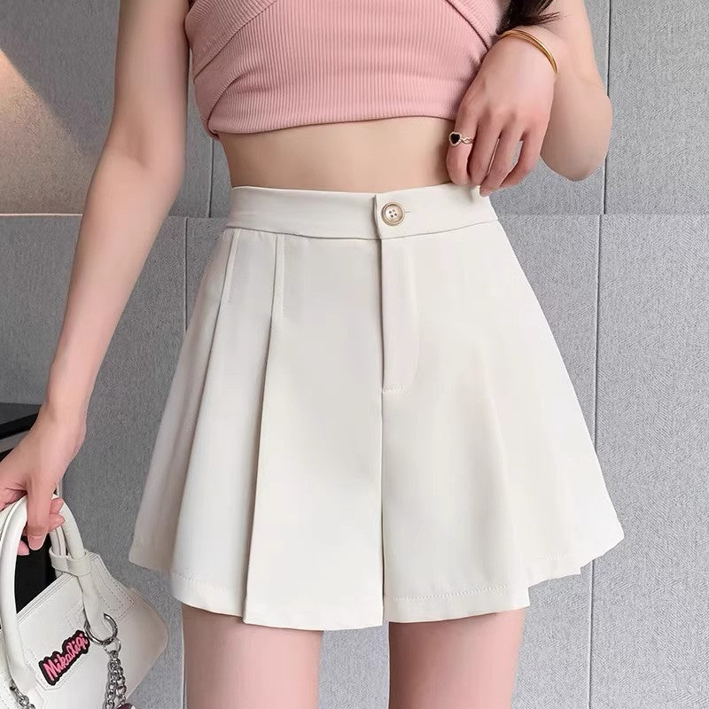 Plus-size High-waisted Figure-flattering Pleated Womens Shorts